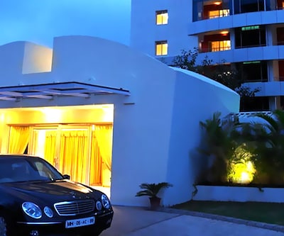 Royal Orchid Golden Suites